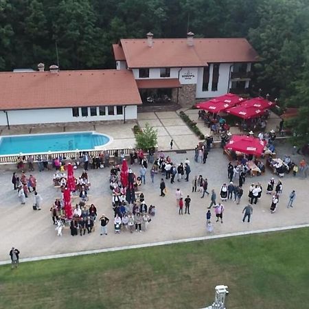 Izvor Hotel "Изворъ" Shipot Exteriér fotografie