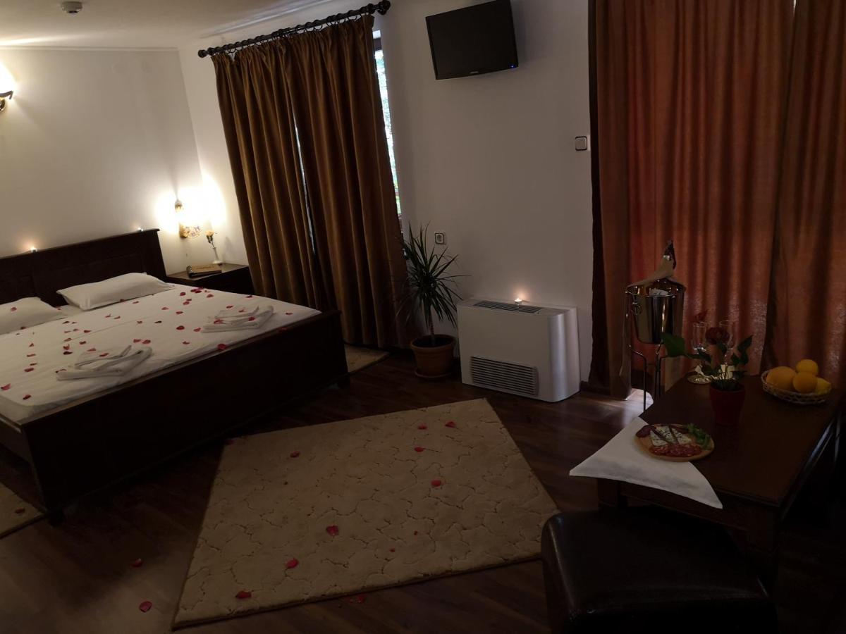 Izvor Hotel "Изворъ" Shipot Exteriér fotografie